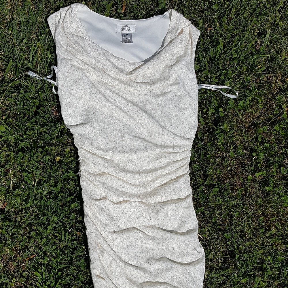 Sweet storm medium ivy/gold dress.
